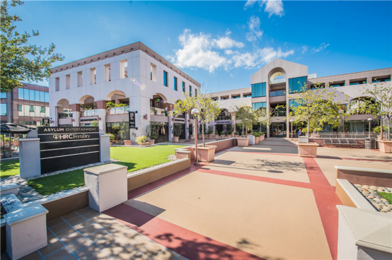 17661305272436512bd43d9caa6e02c990b0a82652dca